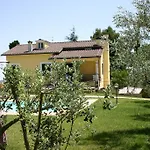 Poggio San Pietro *
