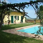Poggio San Pietro 公寓